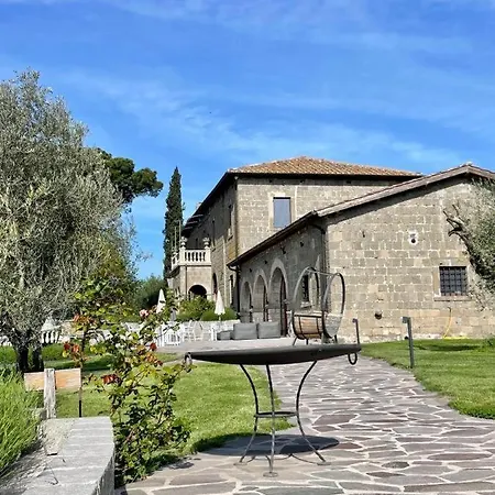Paladini Farm stay *