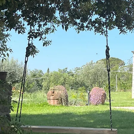 Paladini Farm stay *
